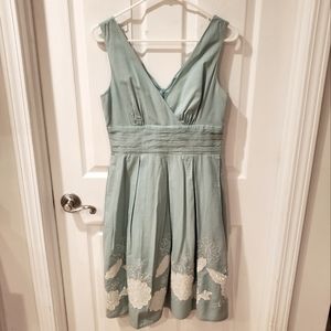 Dress Barn Pale Green Sleeveless Dress